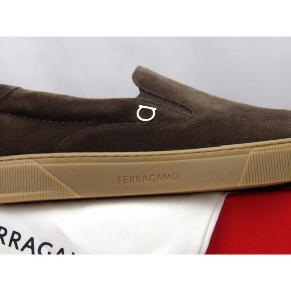 NIB FERRAGAMO CAMERON BROWN SUEDE GANCINI LOGO LOAFERS 11.5 ITALY main image 6